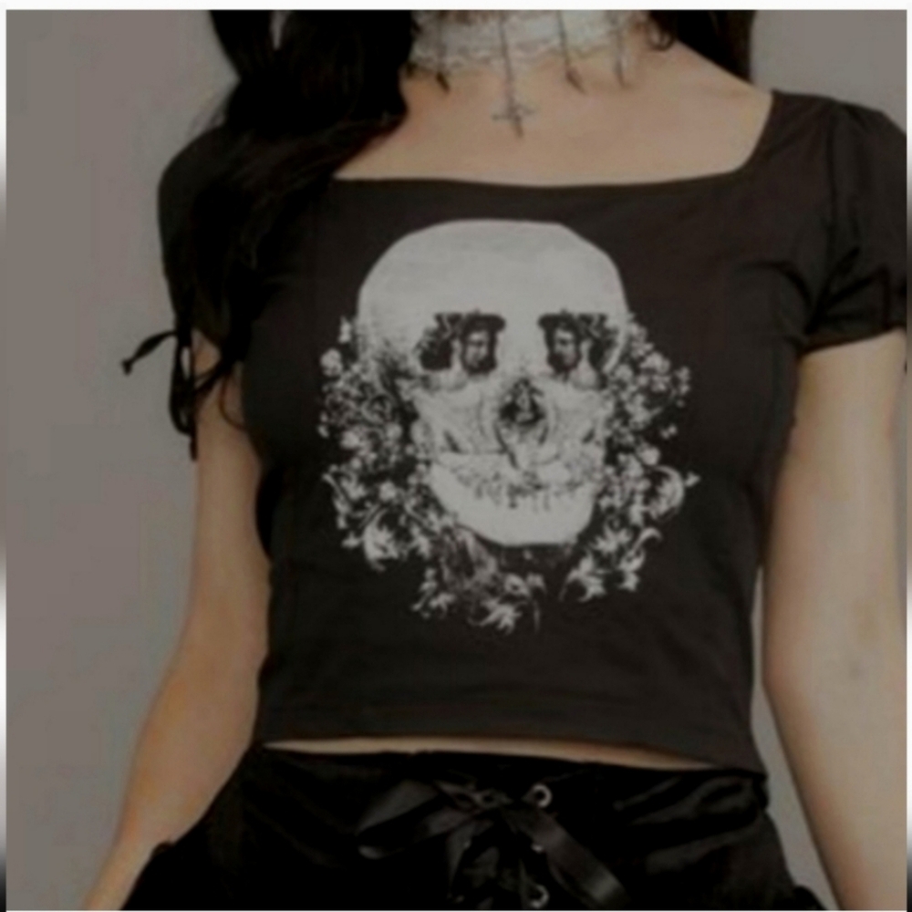 Brand New Widow 💀(Dolls Kill)Black Skull Print Top Medium